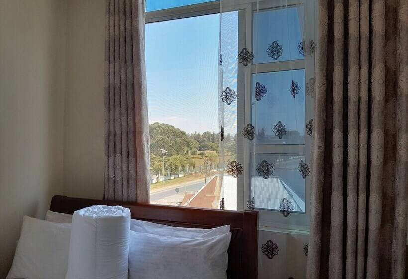 هتل Mbeya Starinn