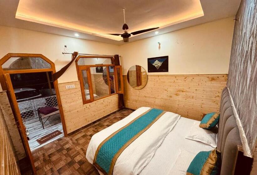 ホテル New Basera