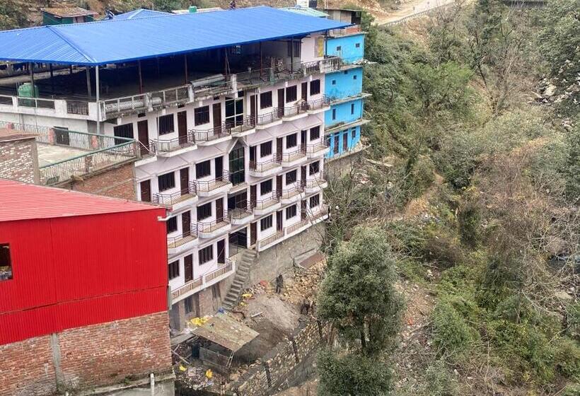 ホテル New Basera