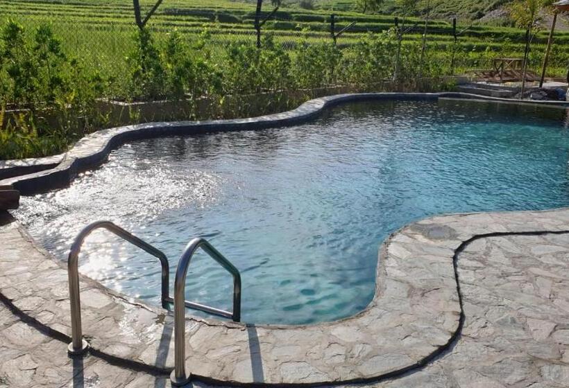 فندق Osho Himalayas Meditation Resort