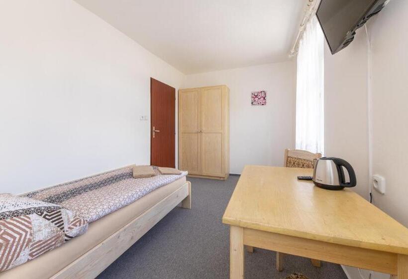 בית מלון כפרי Pivovar Polička