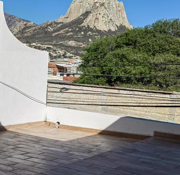 ホテル Posada Villa Aurora