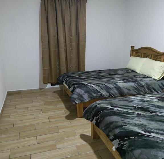 ホテル Posada Villa Aurora