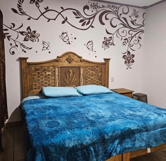 ホテル Posada Villa Aurora