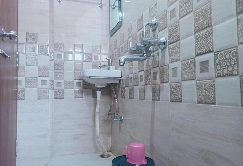 בית מלון כפרי Pushpa Anjali By Wb Inn