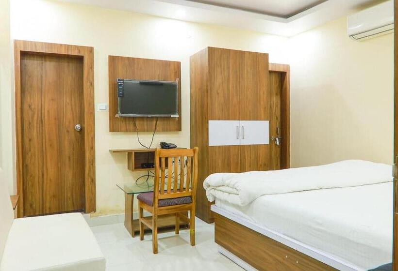 בית מלון כפרי Pushpa Anjali By Wb Inn