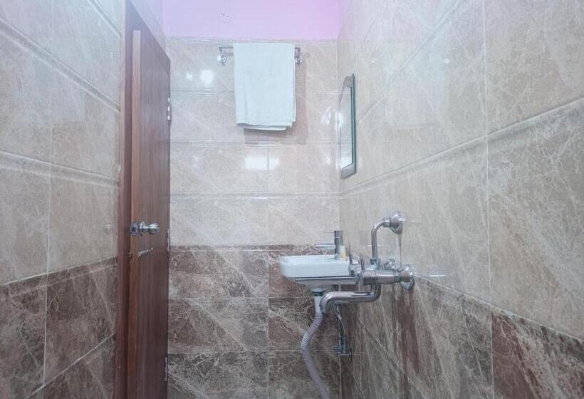 בית מלון כפרי Pushpa Anjali By Wb Inn