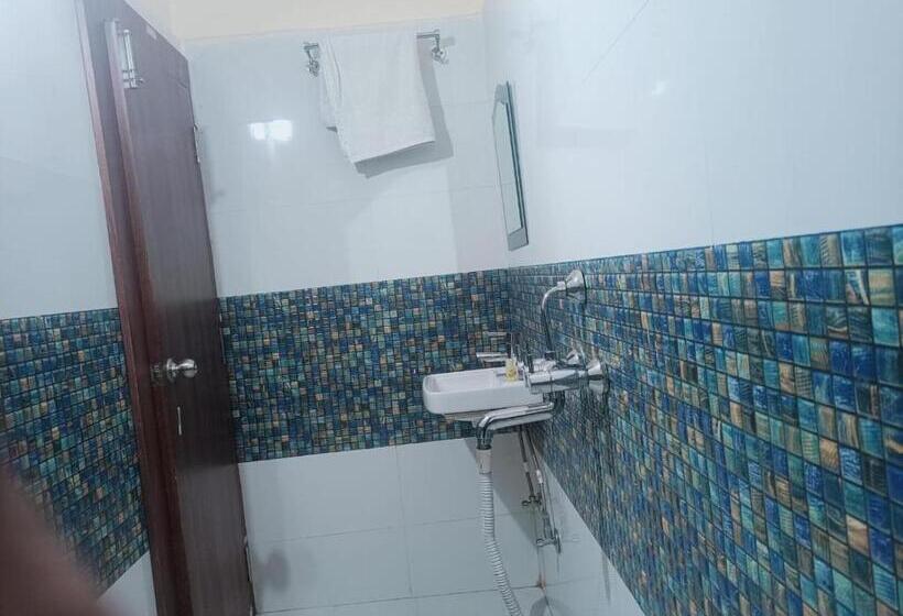 בית מלון כפרי Pushpa Anjali By Wb Inn