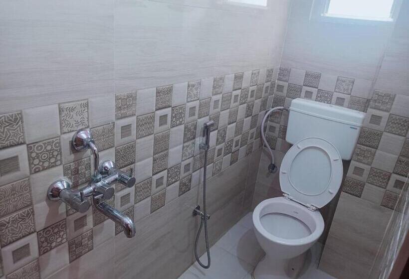 בית מלון כפרי Pushpa Anjali By Wb Inn