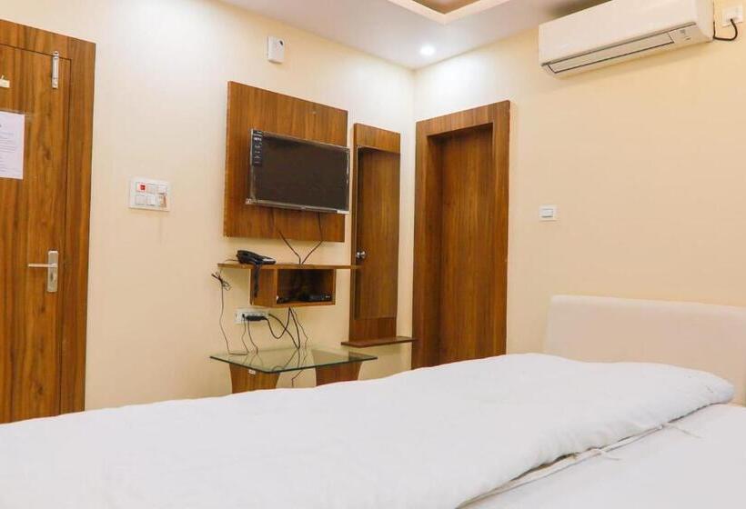 בית מלון כפרי Pushpa Anjali By Wb Inn