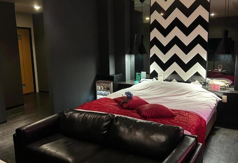 ホテル Toscana   Adult Only