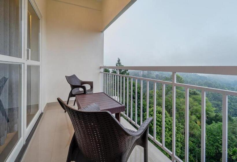 בית מלון כפרי Treebo Windsong Resort Munnar