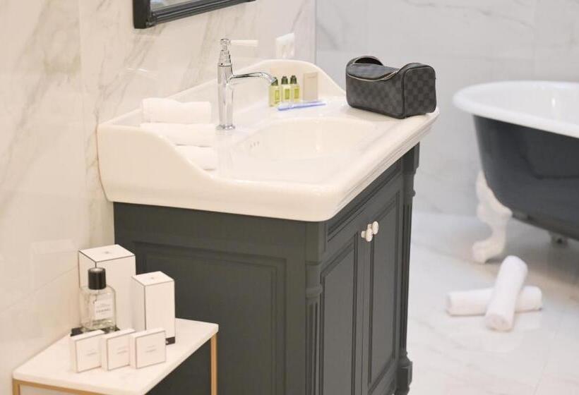 בית מלון כפרי Villa Gutenberg Le Grand    Free Parking