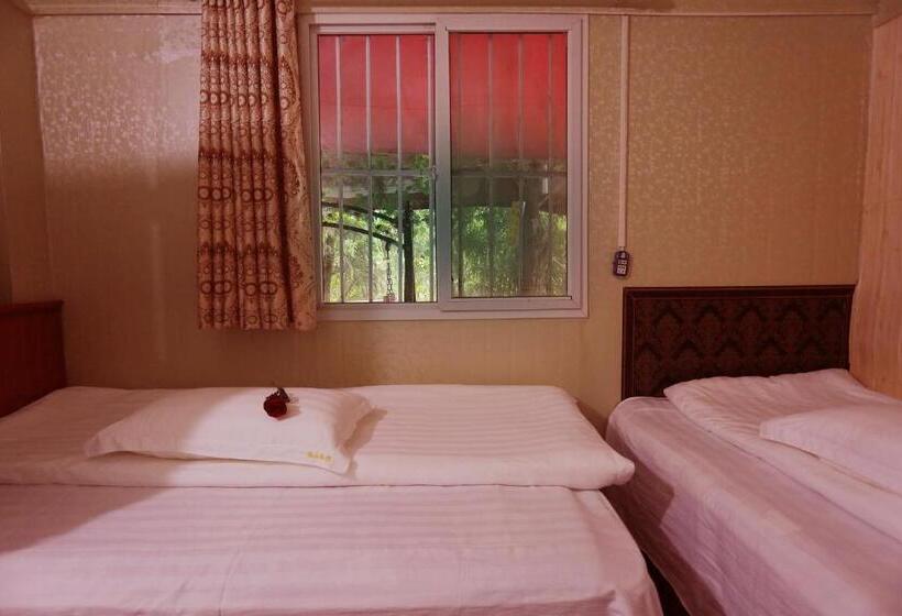 بنسيون 武当山仙山旅馆景区内店