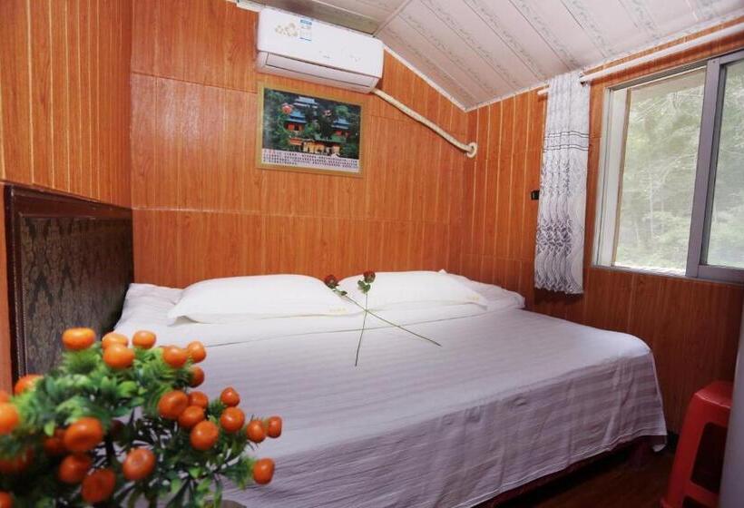 بنسيون 武当山仙山旅馆景区内店