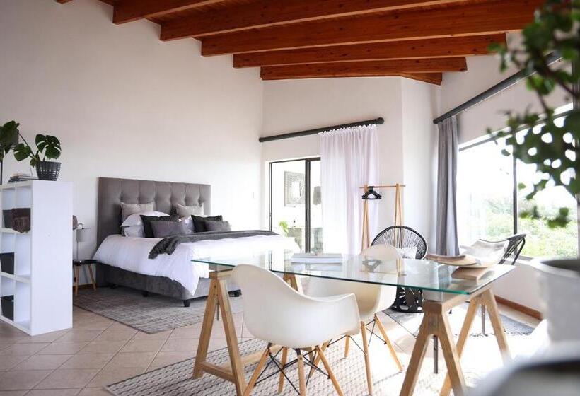 ペンション At Lowerpoint Loft Style Studio