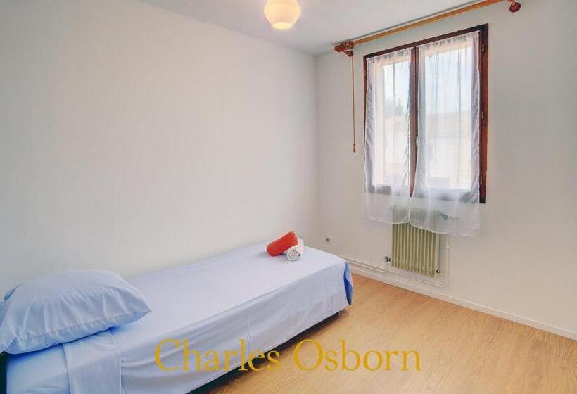 بنسيون Au Big Lazard