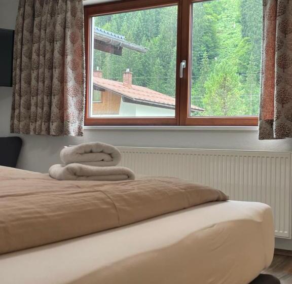 بنسيون Haus St. Martin