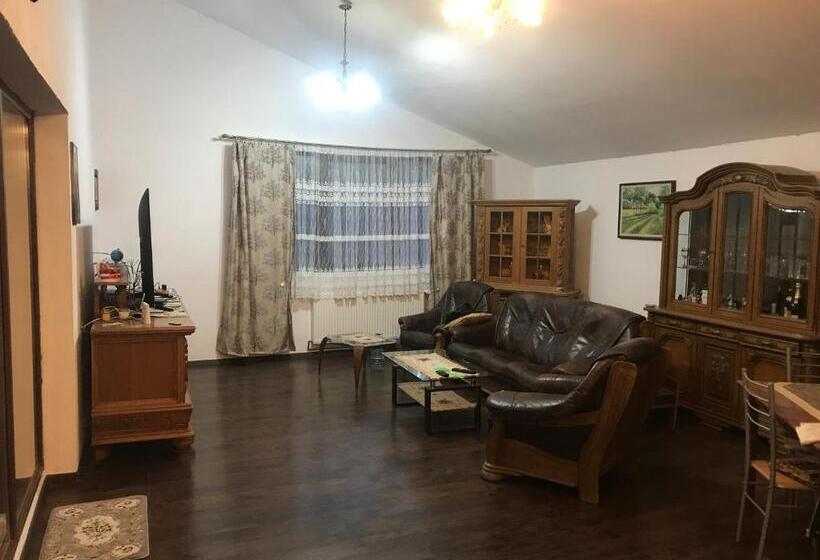 펜션 N.a.d Resort Complex Srl