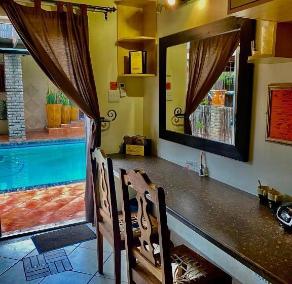 膳宿费 Texas Lodge