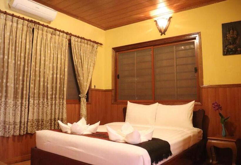 리조트 Yoga Palm House Kep