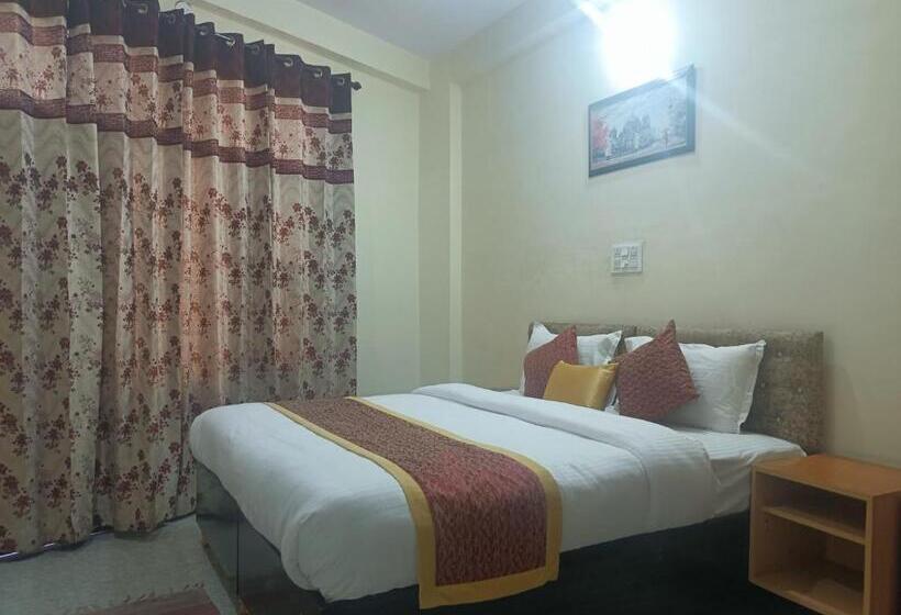 Signature Nest Hotel And Restaurant