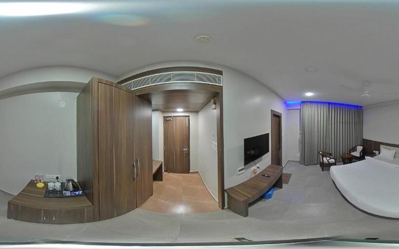 Tathastu Hotels & Banquet Hall