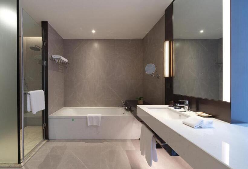 The Qube Hotel Anqing