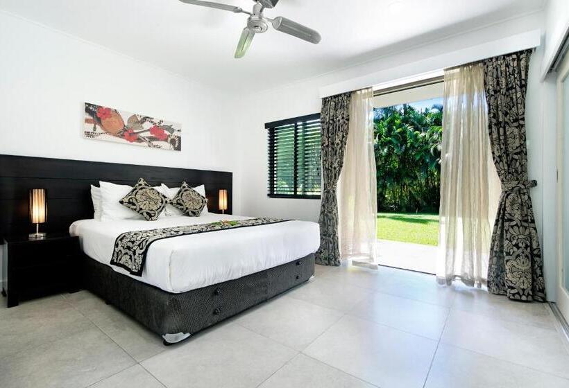 Ultiqa Fiji Palms Beach Resort