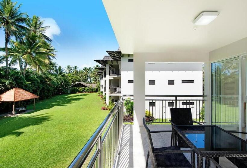 Ultiqa Fiji Palms Beach Resort