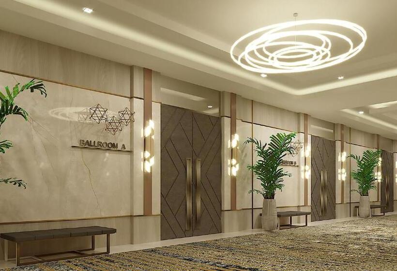 Uma Hotel And Residences