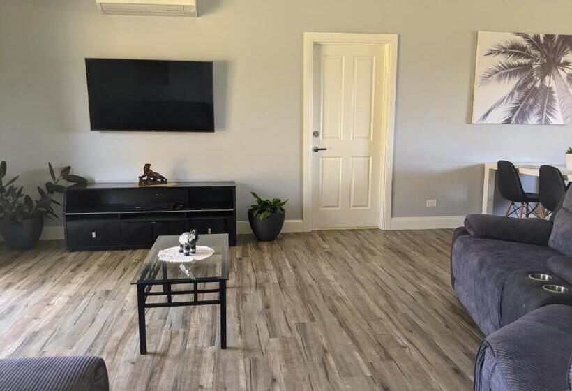 צימר Australian Wildlife At Your Door