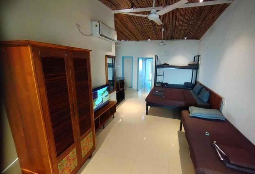 צימר Beach Doorz Place Tbv