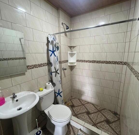 住宿加早餐  Cabinas Playa Bandera