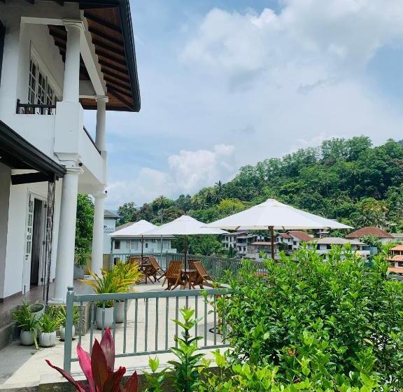 צימר Kingsman House