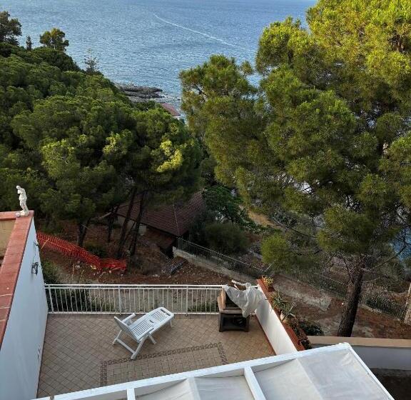 مبيت وإفطار Sunsea House Copanello