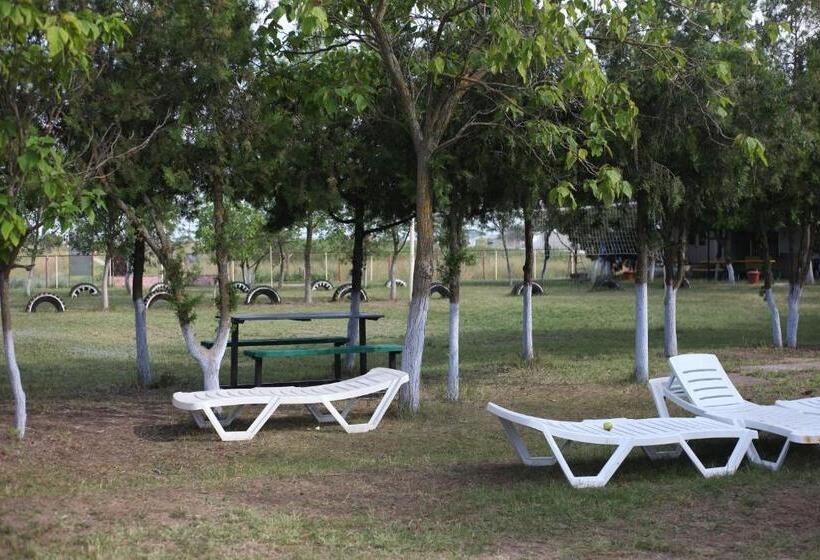 호텔 база відпочінку мегапарус