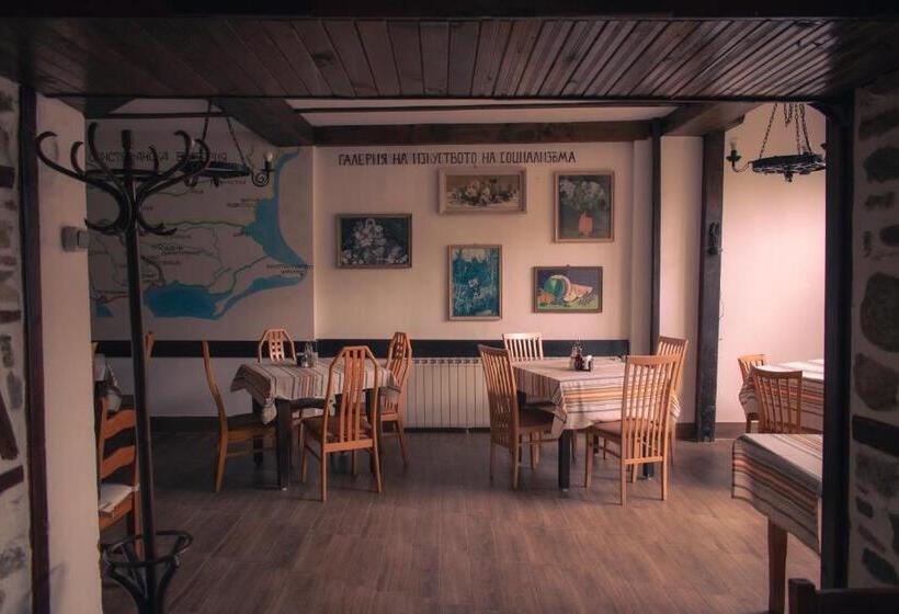 Отель алексова къща