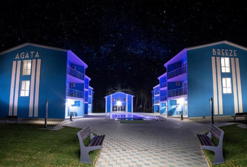 هتل Agata Breeze