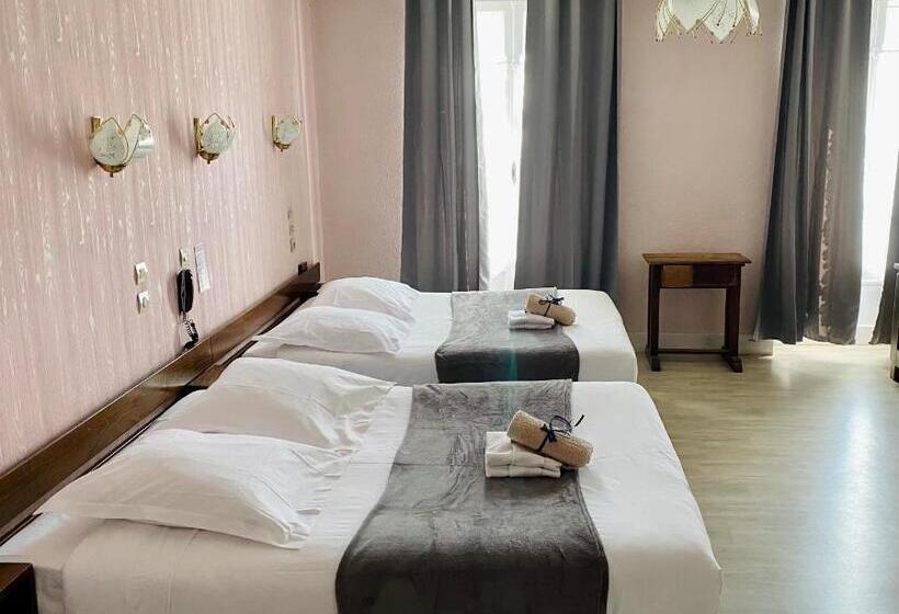 هتل Hôtel Des Alpes