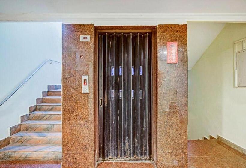 Fabhotel Neethu Residency   Nr Avm Film Studio