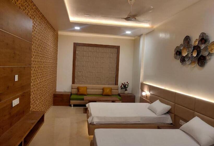 בית מלון כפרי Riverside Meadows