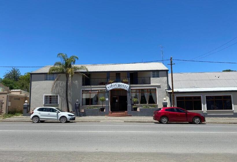 בית מלון כפרי Savoy