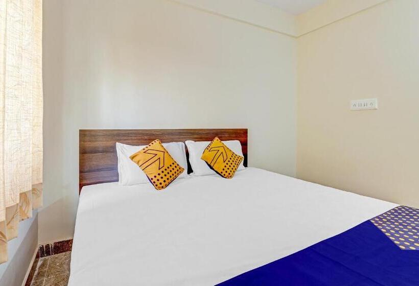 Spot On 78782 Hotel Om Classic