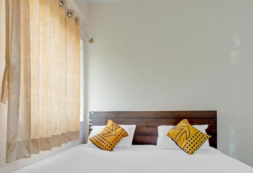 Spot On 78782 Hotel Om Classic