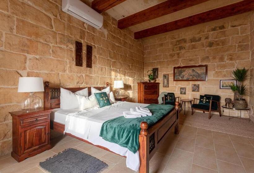 پانسیون Gozo Farmhouse
