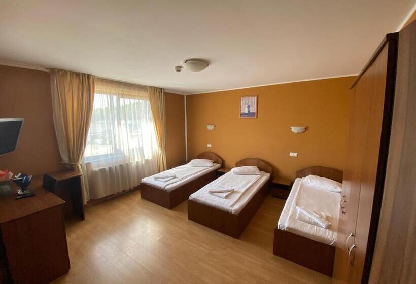 بنسيون Han Km 17