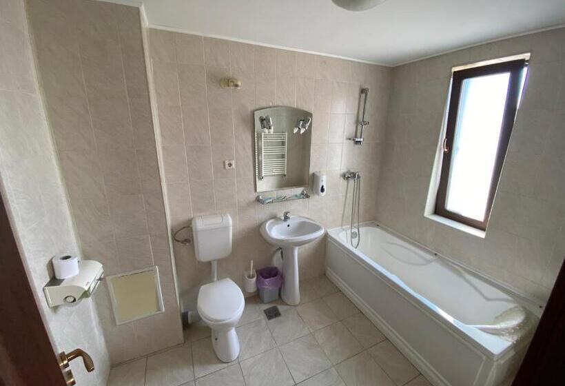 بنسيون Han Km 17