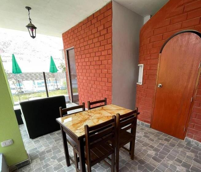 펜션 Hostal Sol De Chosica