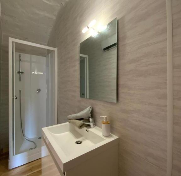 פנסיון L Oustaliere